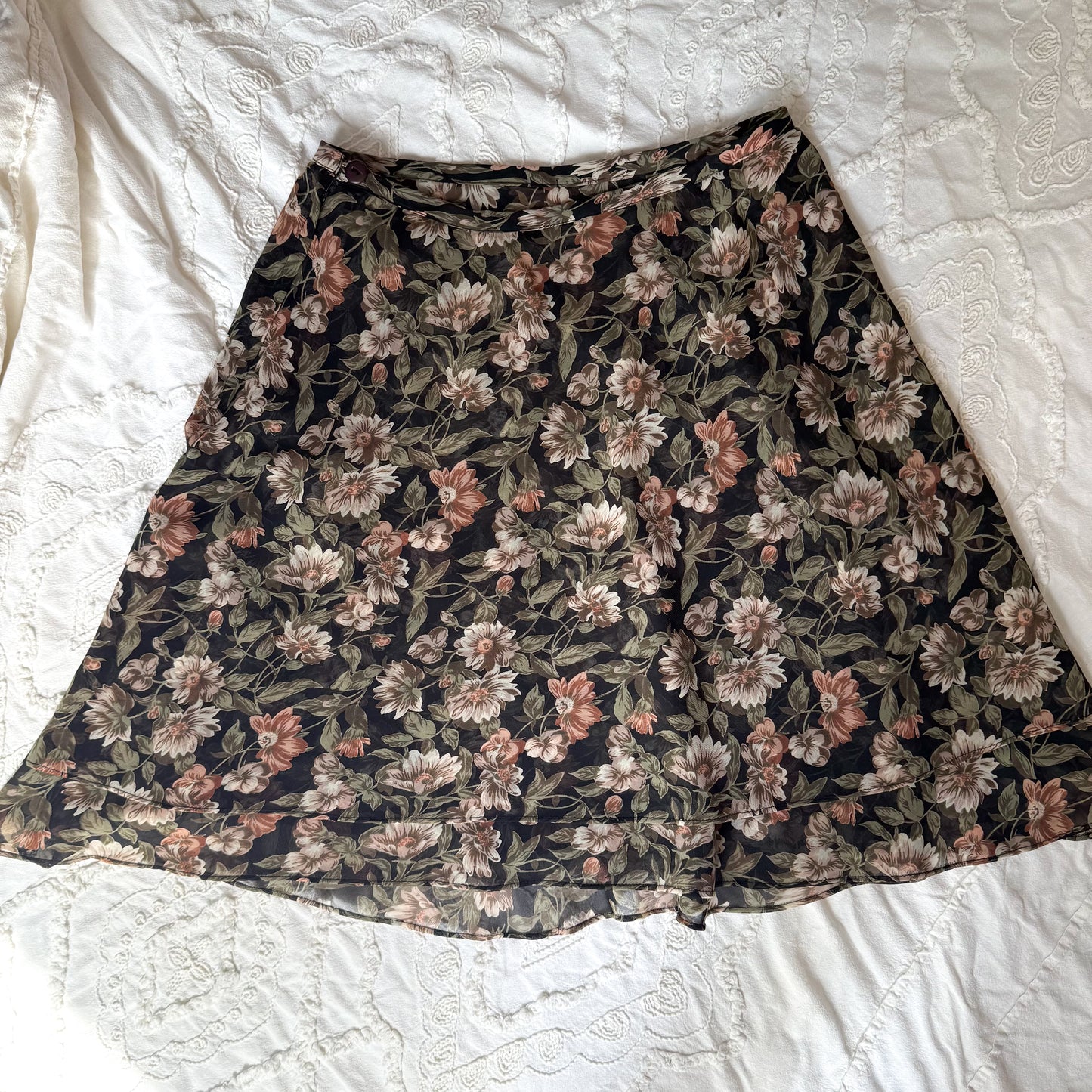 Vintage 90s Express Compagnie Int'l Flowy Floral Mini Skirt