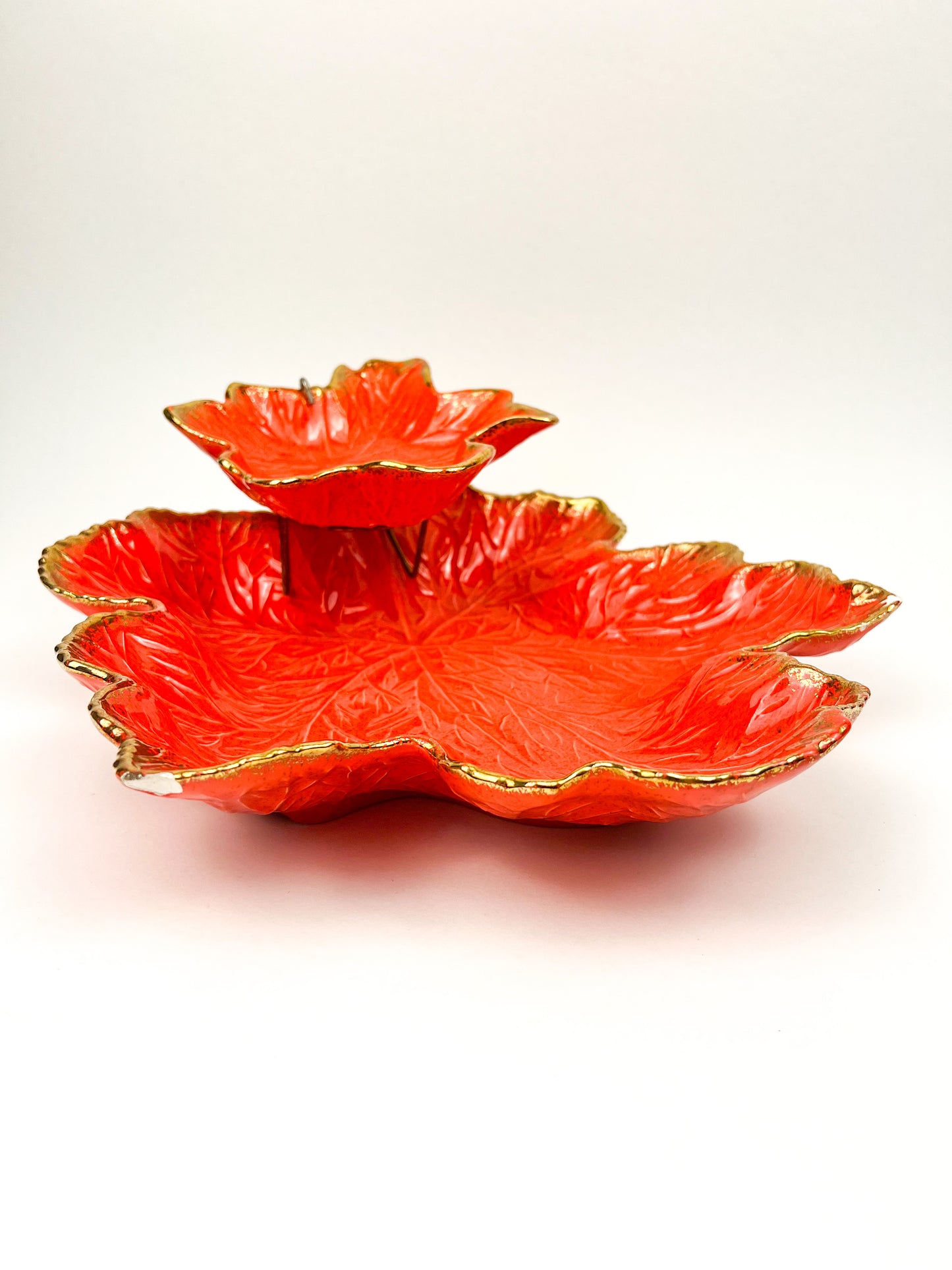 Cal USA maple leaf chip & dip set