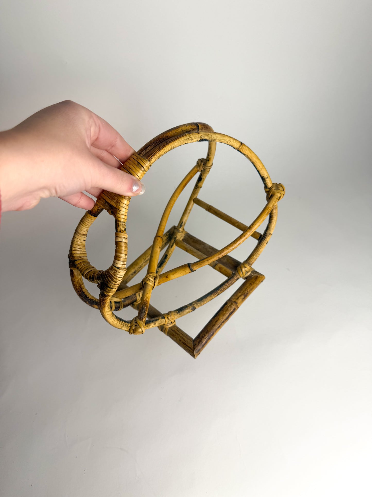 Vintage bamboo wine bottle holder