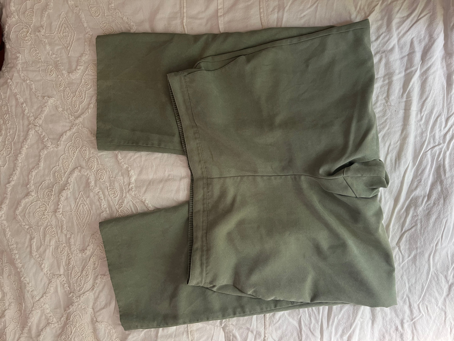 Alfred Dunner Green Cropped Trouser