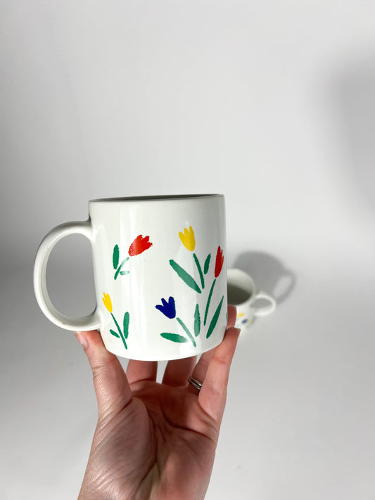 Primary Tulip Mug