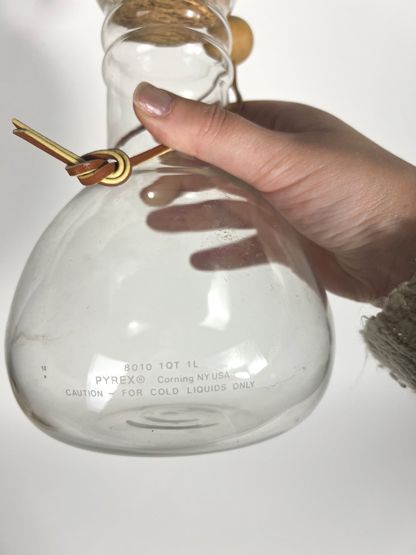 Pyrex Cold Carafe with Cork