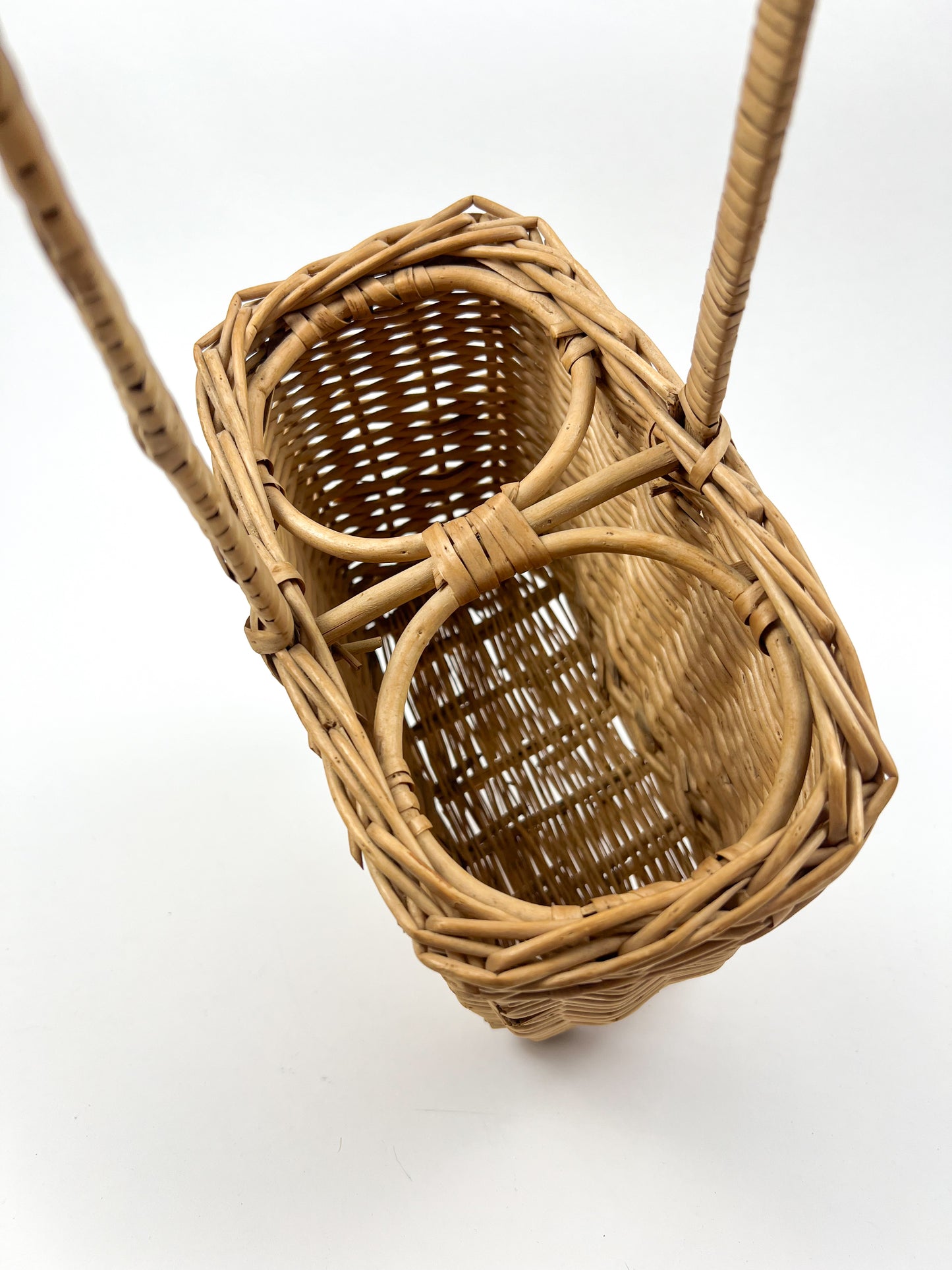 Wicker Wine Caddy