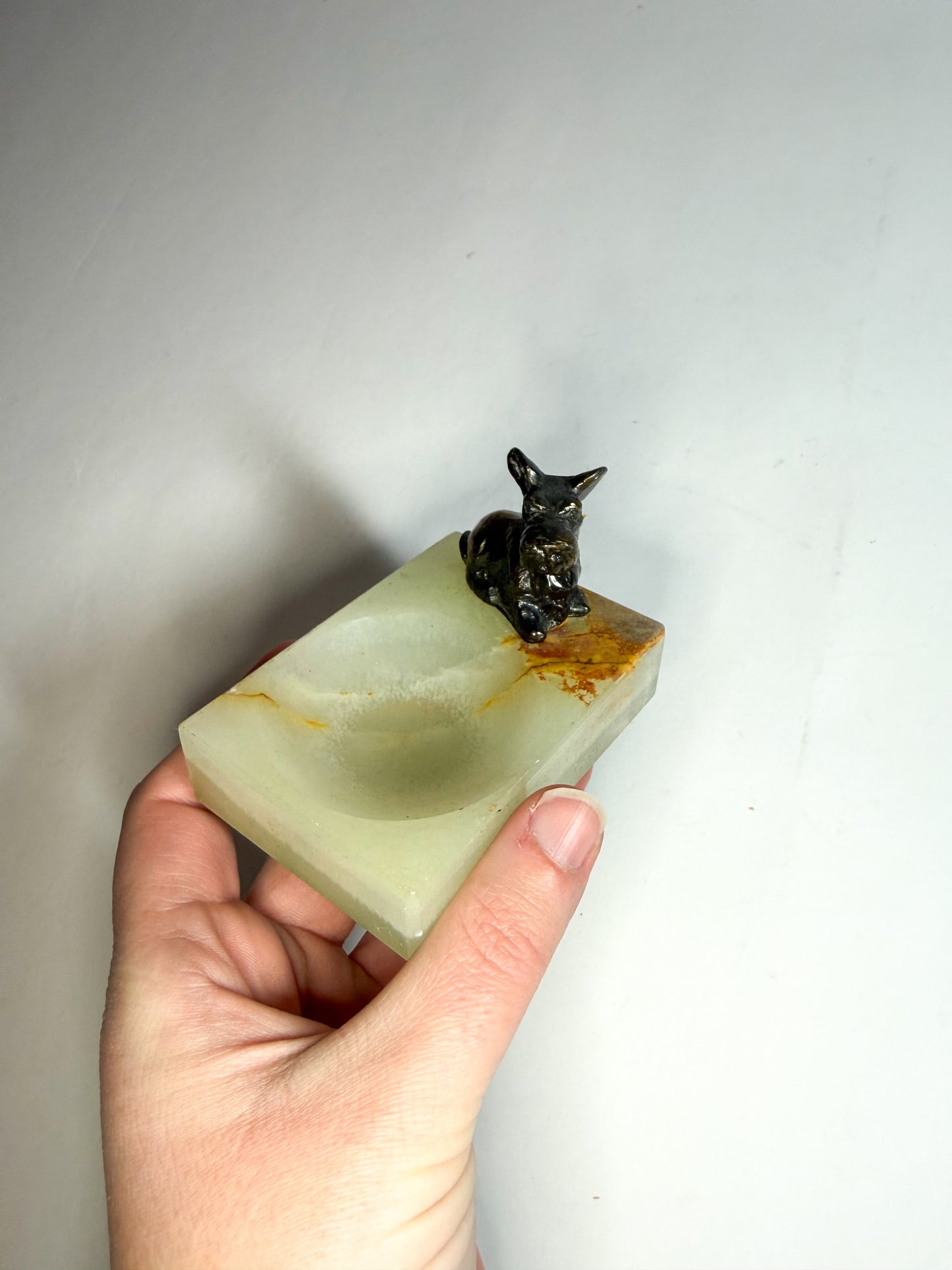 Onyx ashtray w/ bronze Scottie
